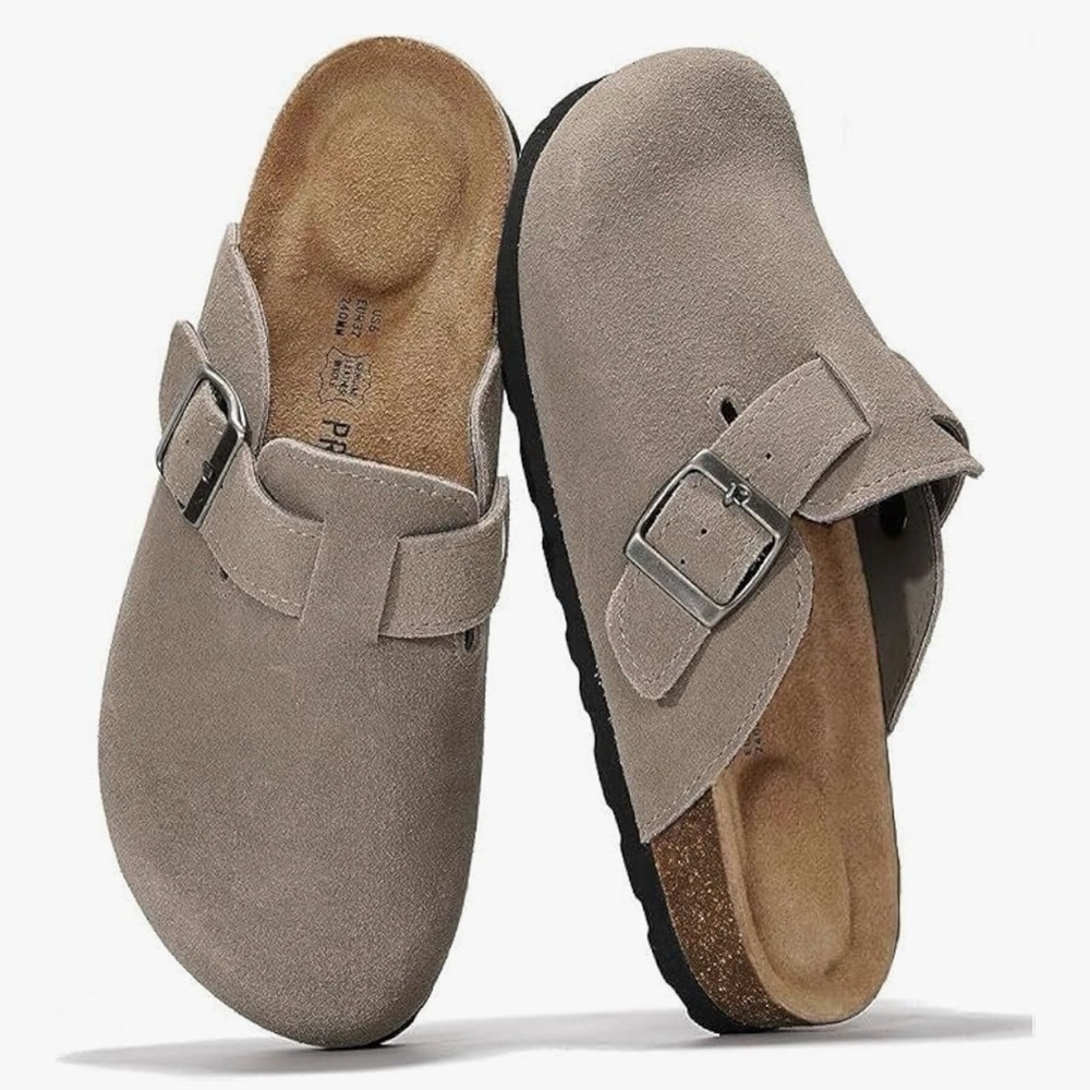 Women's size 7 brand new project cloud shoes